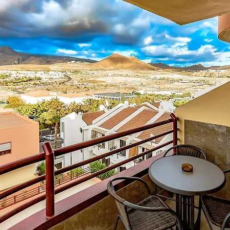 With 1 Bedroom In Cristigolf, Tenerife South Apartman *