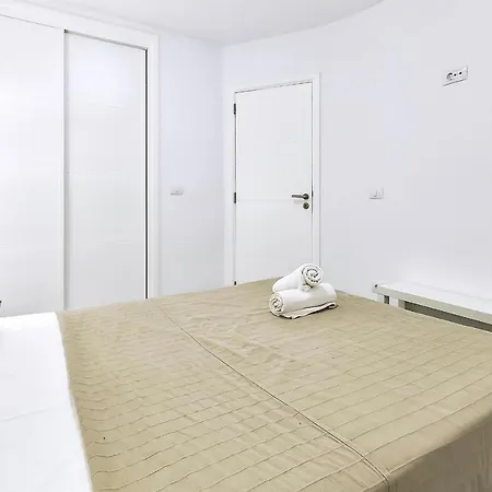 With 1 Bedroom In Cristigolf, Tenerife South * Guincho (Tenerife)